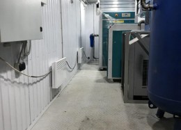 Управление рециркуляцией воздуха в контейнерах для размещения технологического оборудования