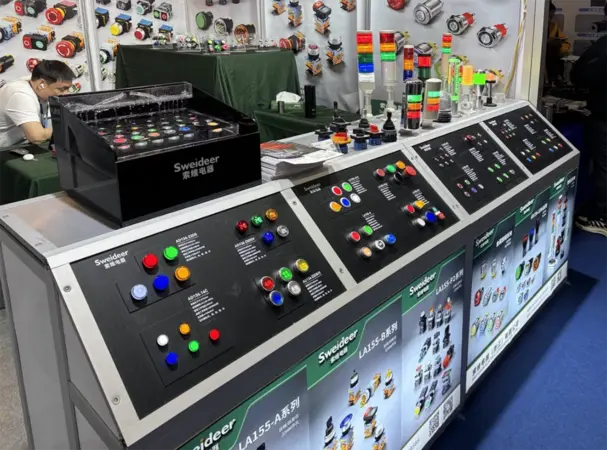 На выставке в Гуанчжоу