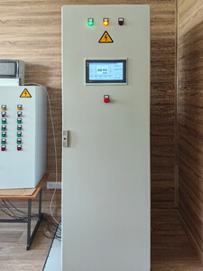 Шкаф управления подкачивающей насосной станции. Фото одного из 11 шкафов