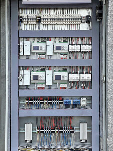 Щит управления четырьмя пропарочными камерами (вид внутри)