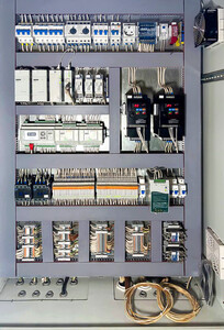 Общий вид щита управления