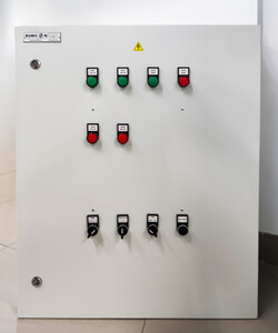 Шкаф управления. Лицевая панель