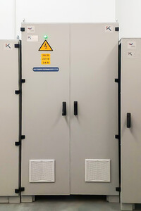 Шкаф воздушных конденсаторов