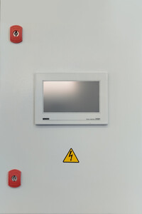 Шкаф управления. Сенсорная панель ОВЕН СП307-Р